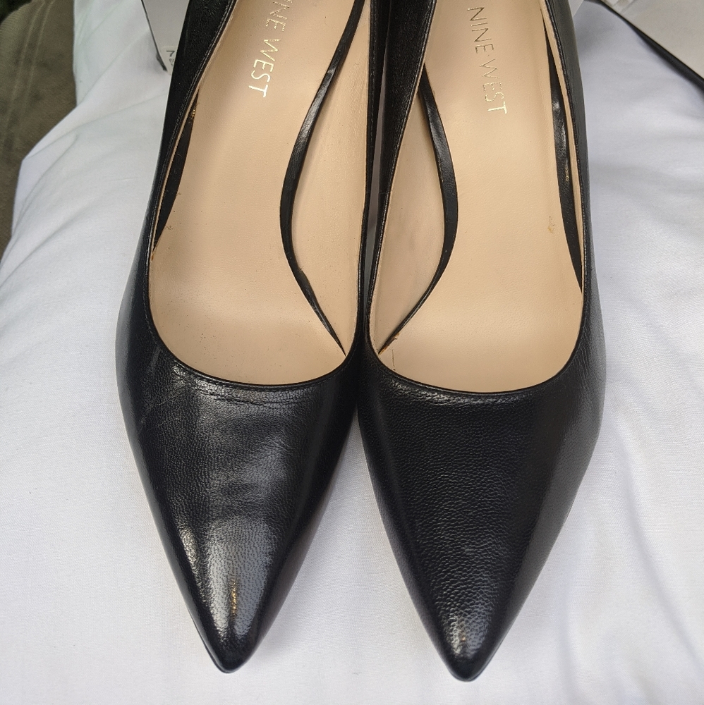 Black stiletto